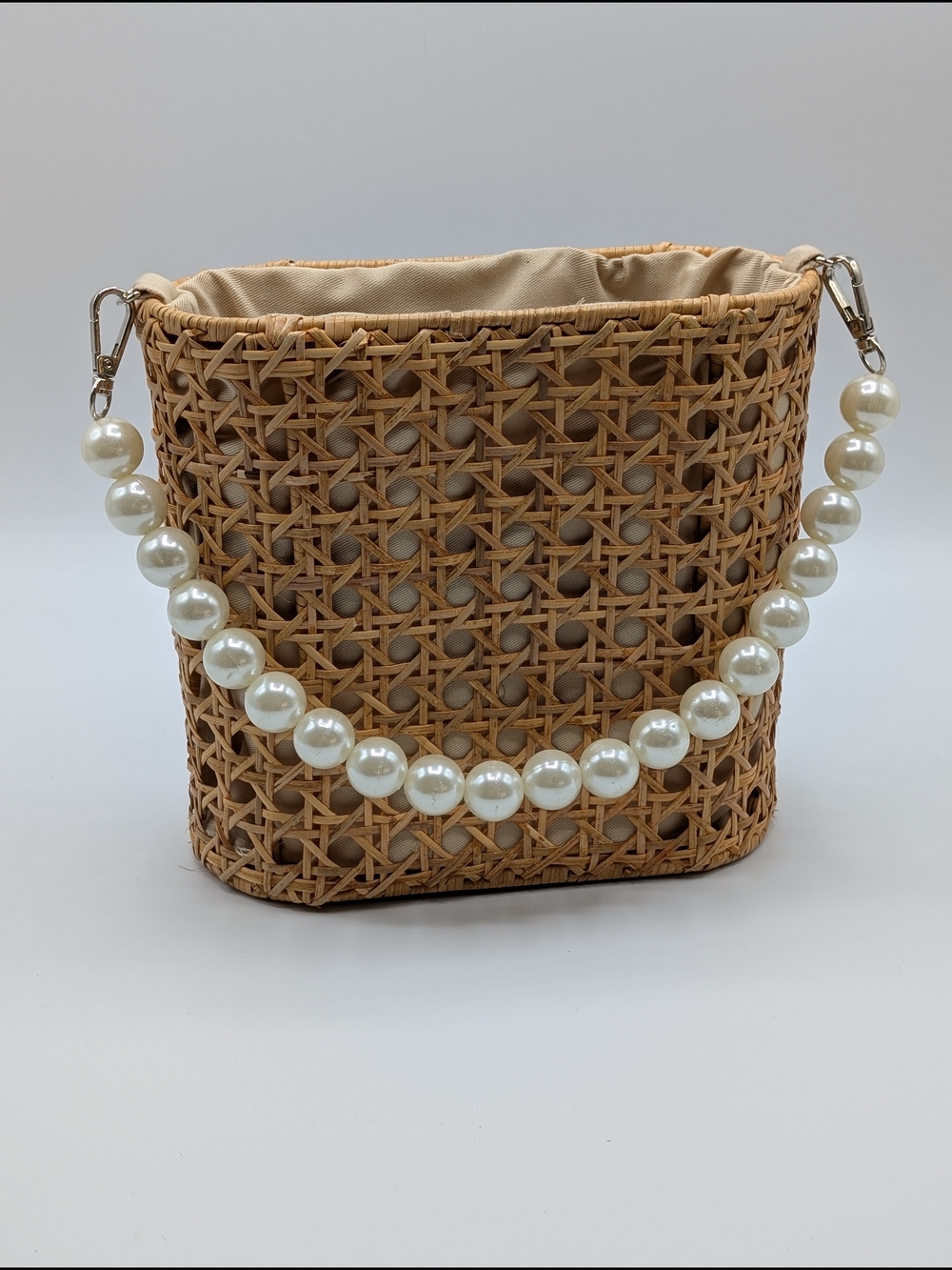 Woven Handbag Pearl-Handle Straw Bucket Bag Handcrafted Clutch 7.25" Natural